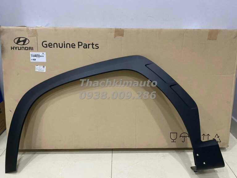 Ốp tai xe trái Hyundai Tucson 2021-2023