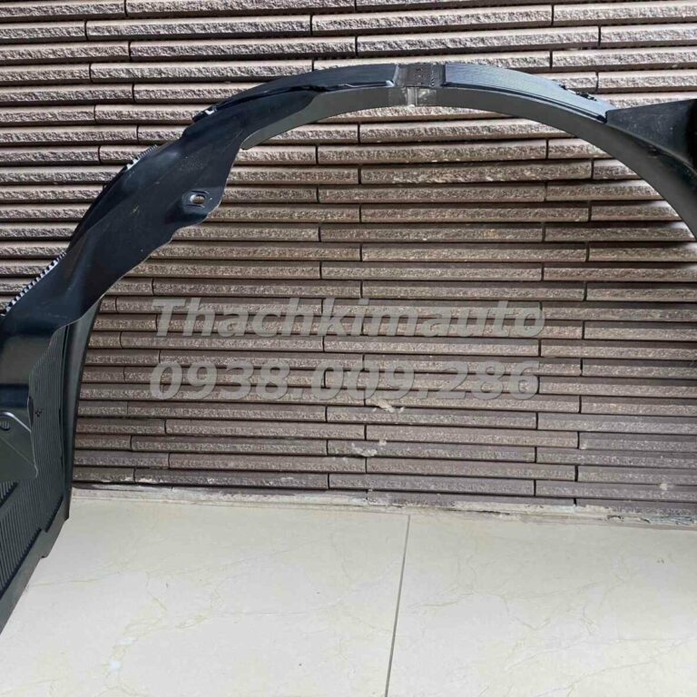 Chắn bùn bánh xe trước phải Hyundai Accent 2011
