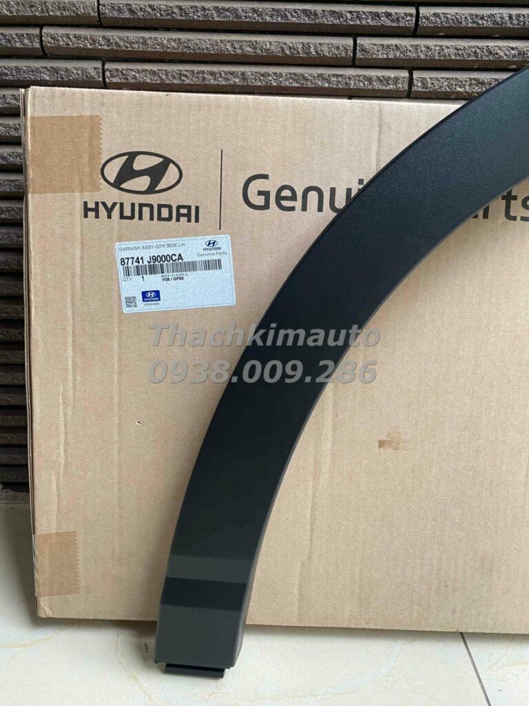 Ốp vè sau trái Hyundai Kona 2018 - Ảnh 3
