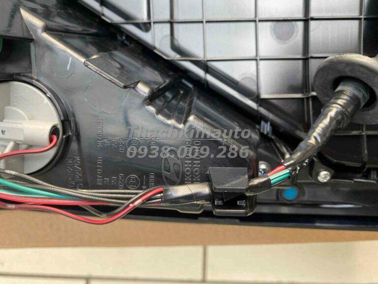 Đèn hậu ngoài phải Hyundai Stargazer 2022 - Ảnh 3