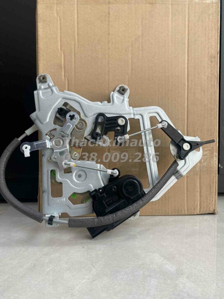 Cơ cấu khóa cửa Hyundai Solati 2014-2017
