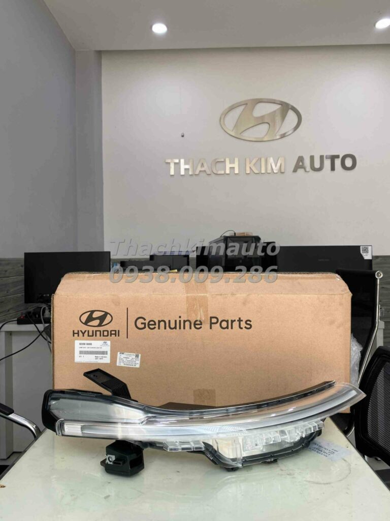 Đèn ban ngày phải Hyundai Stargazer 2022-2024