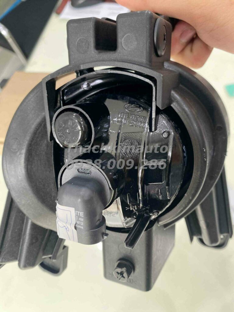 Đèn sương mù trước trái Hyundai Avante/Elantra 2006 - Ảnh 3