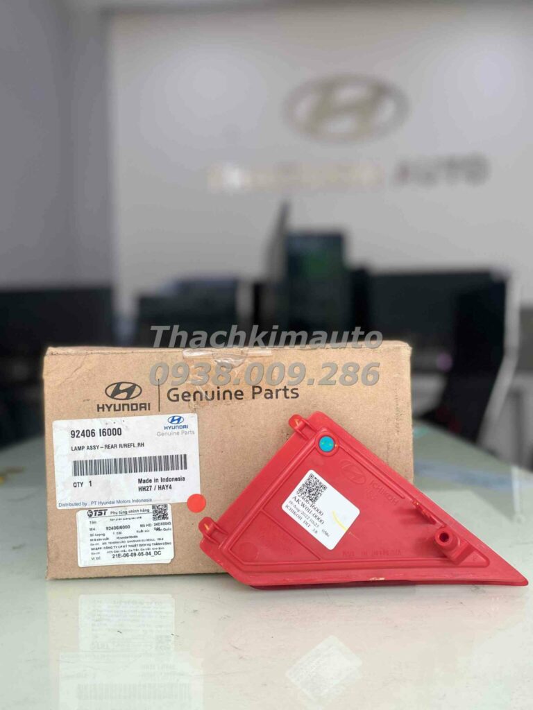 Đèn phản quang sau phải Hyundai Stargazer 2022-2024 - Ảnh 2