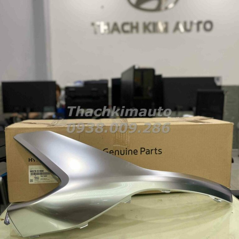Ốp trang trí góc ba-đờ-xốc trước trái Hyundai 2020-2023