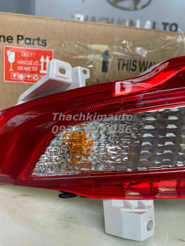Đèn phản quang sau trái Hyundai Tucson 2021-2022 - Ảnh 3