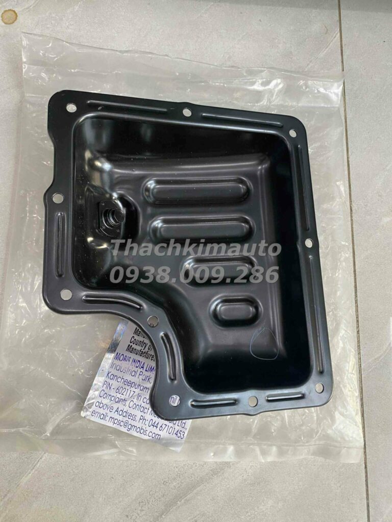 Hộp các-te Hyundai Accent 2015 - 2018 (10 lổ bắt Bu-lông) - Ảnh 2