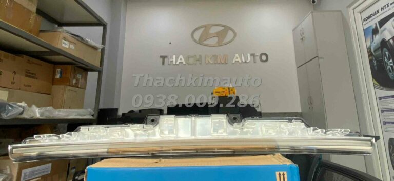 Đèn trang trí trung tâm đầu xe | Hyundai Stargazer 2022-2023