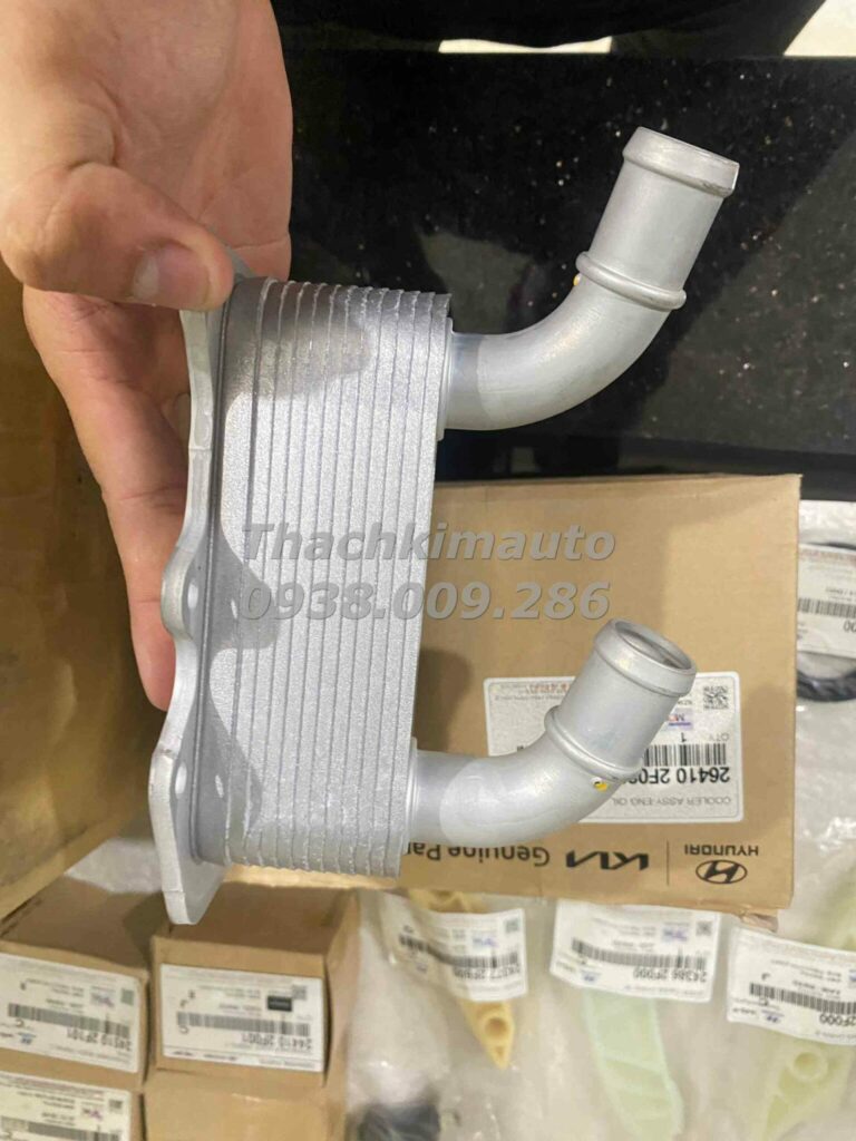 Két làm mát dầu Hyundai Santafe 2010-2018, Tucson 2010-2015, Palisade 2019-2022