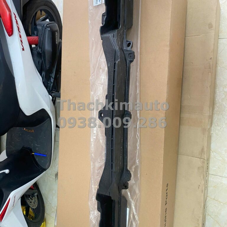Xương ba-đờ-xốc sau Hyundai Santafe 2024