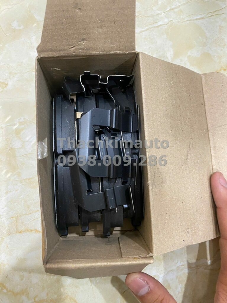 Bộ má phanh sau Hyundai Solati 2014