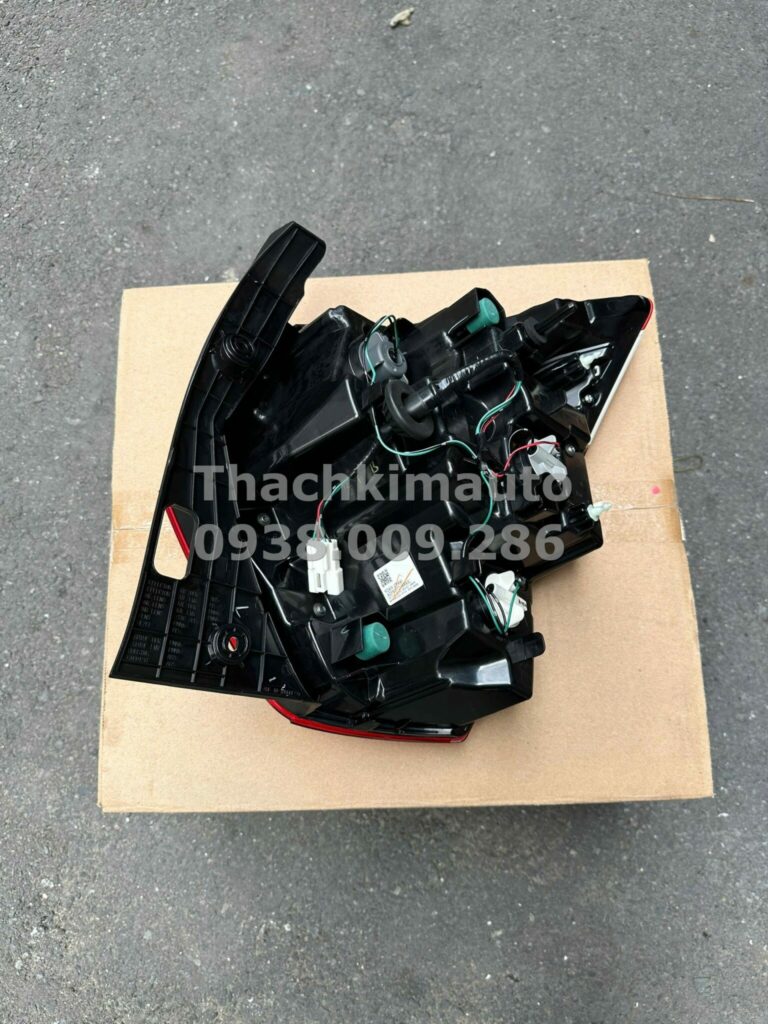 Đèn hậu ngoài trái Hyundai Creta 2022 - Halogen - Ảnh 3