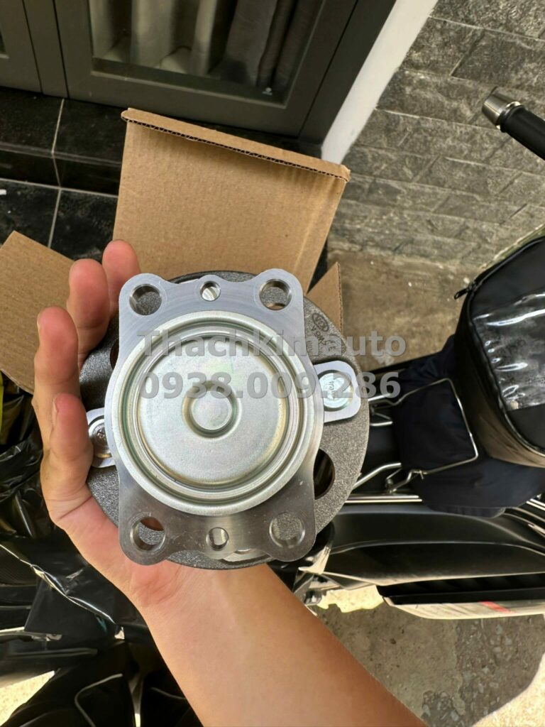 Moay-ơ sau Hyundai Accent 2011 - 2015 - Ảnh 3