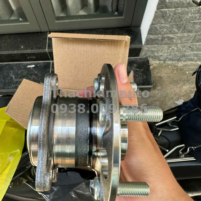Moay-ơ sau Hyundai Accent 2011 - 2015
