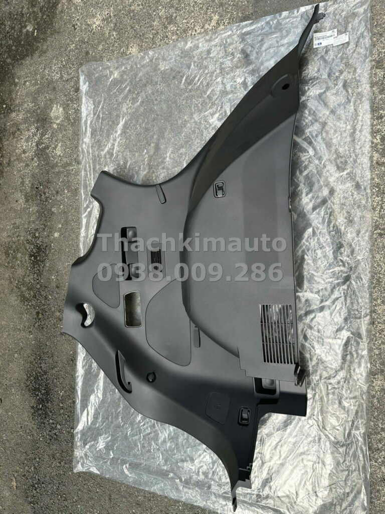Ốp khoang hành lý bên trái Hyundai Santafe 2012 - 2015 - Ảnh 2