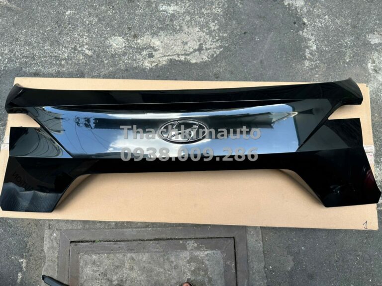 Ốp treo biển số Hyundai Creta 2022 - 2024