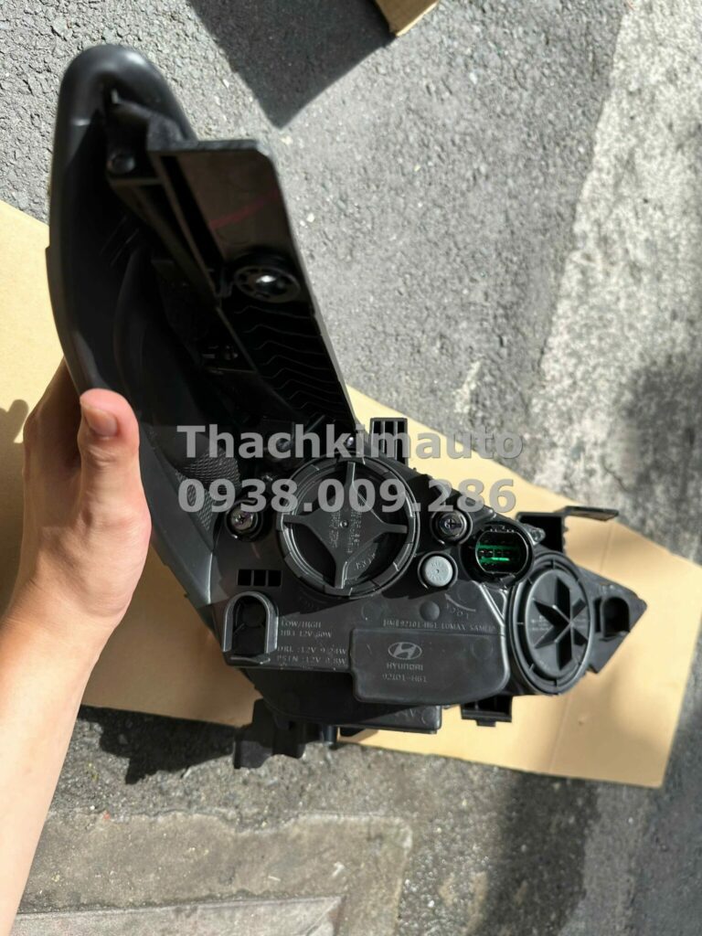 Đèn pha trái Hyundai Accent 2017 - 2020 - Ảnh 4