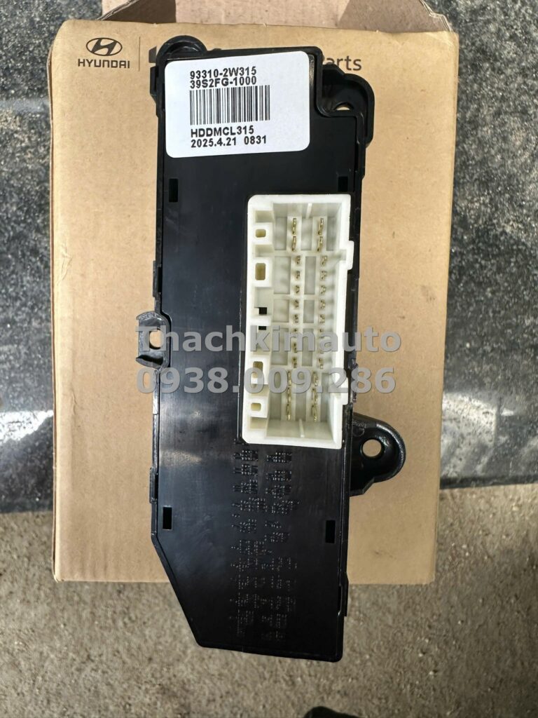 Công tắc chỉ thị gạt số trái Hyundai Santafe 2012 - 2015 - Ảnh 3