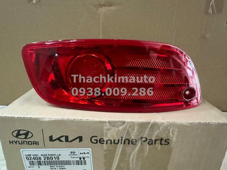 Đèn phản quang sau trái Hyundai Santafe 2005 - 2009
