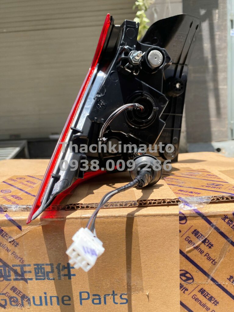 Đèn hậu phải Hyundai Custin 2023 - 2025 - Ảnh 5
