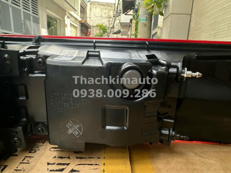 Đèn hậu ngoài trái Hyundai Santafe 2023 - 2025 - Ảnh 4