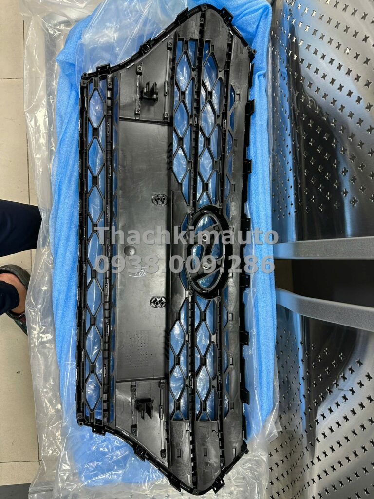 Mặt ca-lăng Hyundai Accent 2017 - 2020 - Ảnh 2