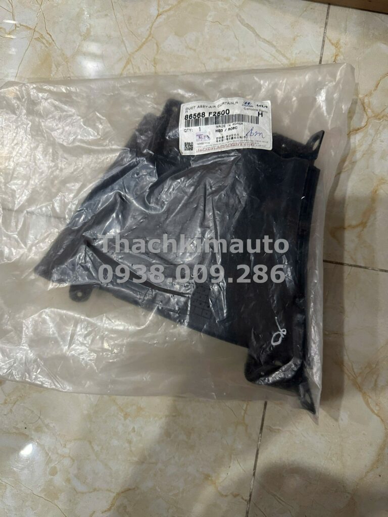 Ống dẫn gió phải Hyundai Elantra 2015 - 2018