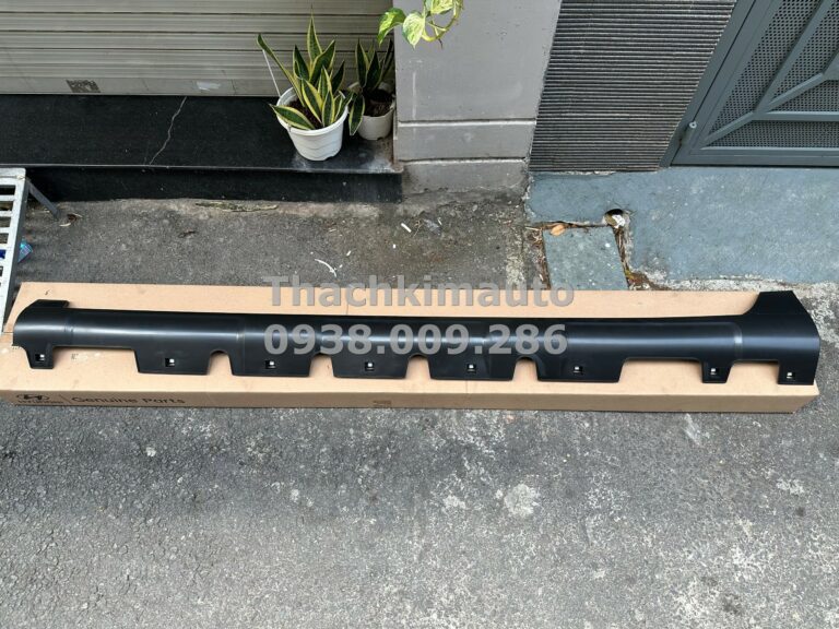 Nẹp ngưỡng cửa trái Hyundai Stargazer 2022 - 2025