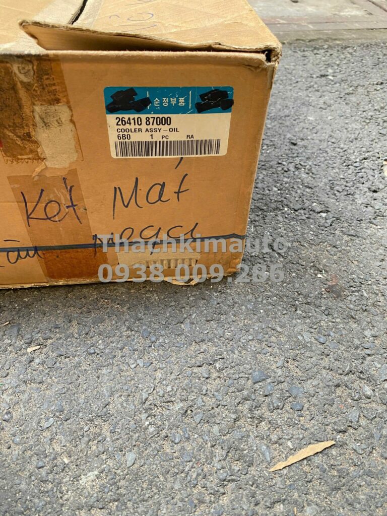 Két làm mát dầu Hyundai HD160 2018 - Ảnh 3