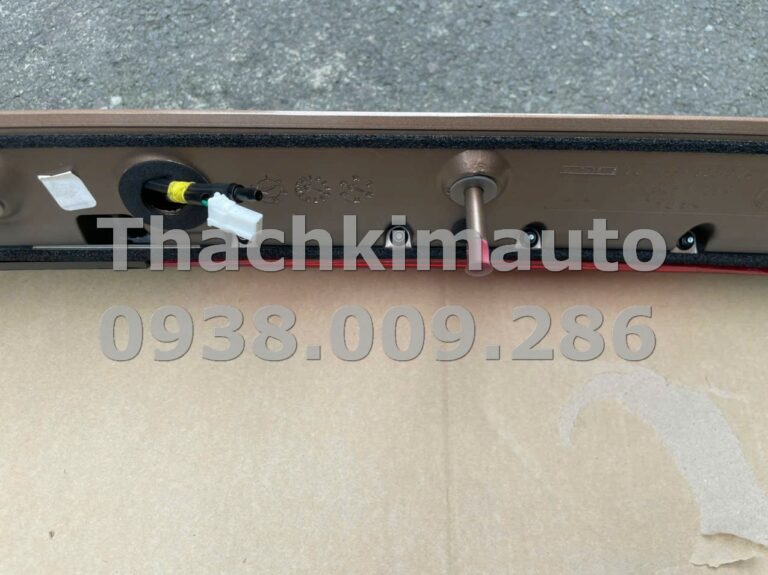 Cánh gió đuôi xe Hyundai Tucson 2015 - Ảnh 5