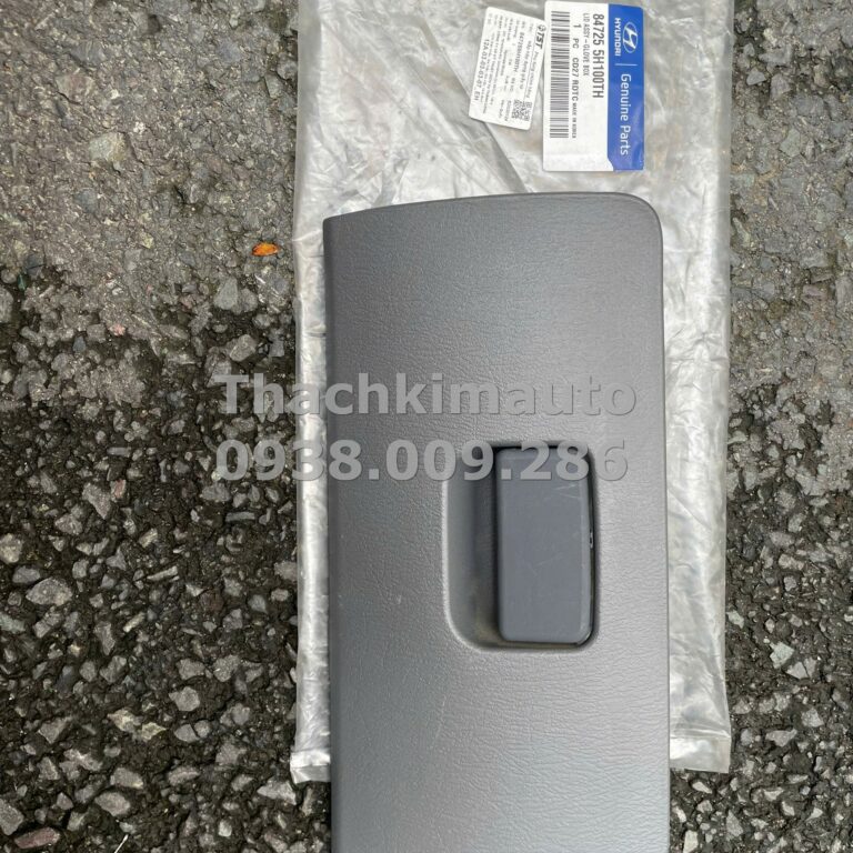 Nắp hộp đựng giấy tờ Hyundai HD45,65 2023