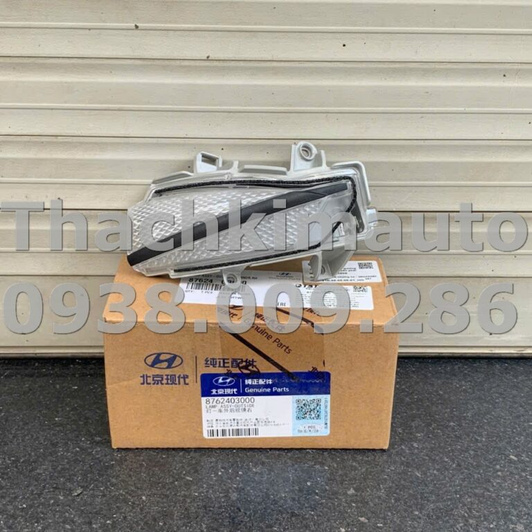 Đèn xi nhan gương chiếu hậu bên phải Hyundai Custin 2020-2023