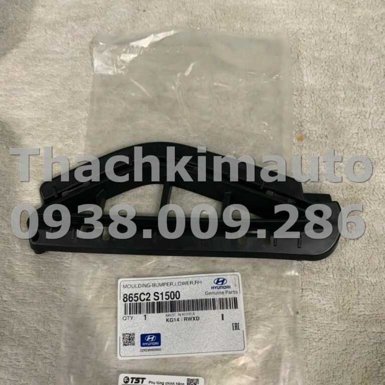 Cửa thông gió ba-đờ-xốc trước phải Hyundai Santafe 2020-2021