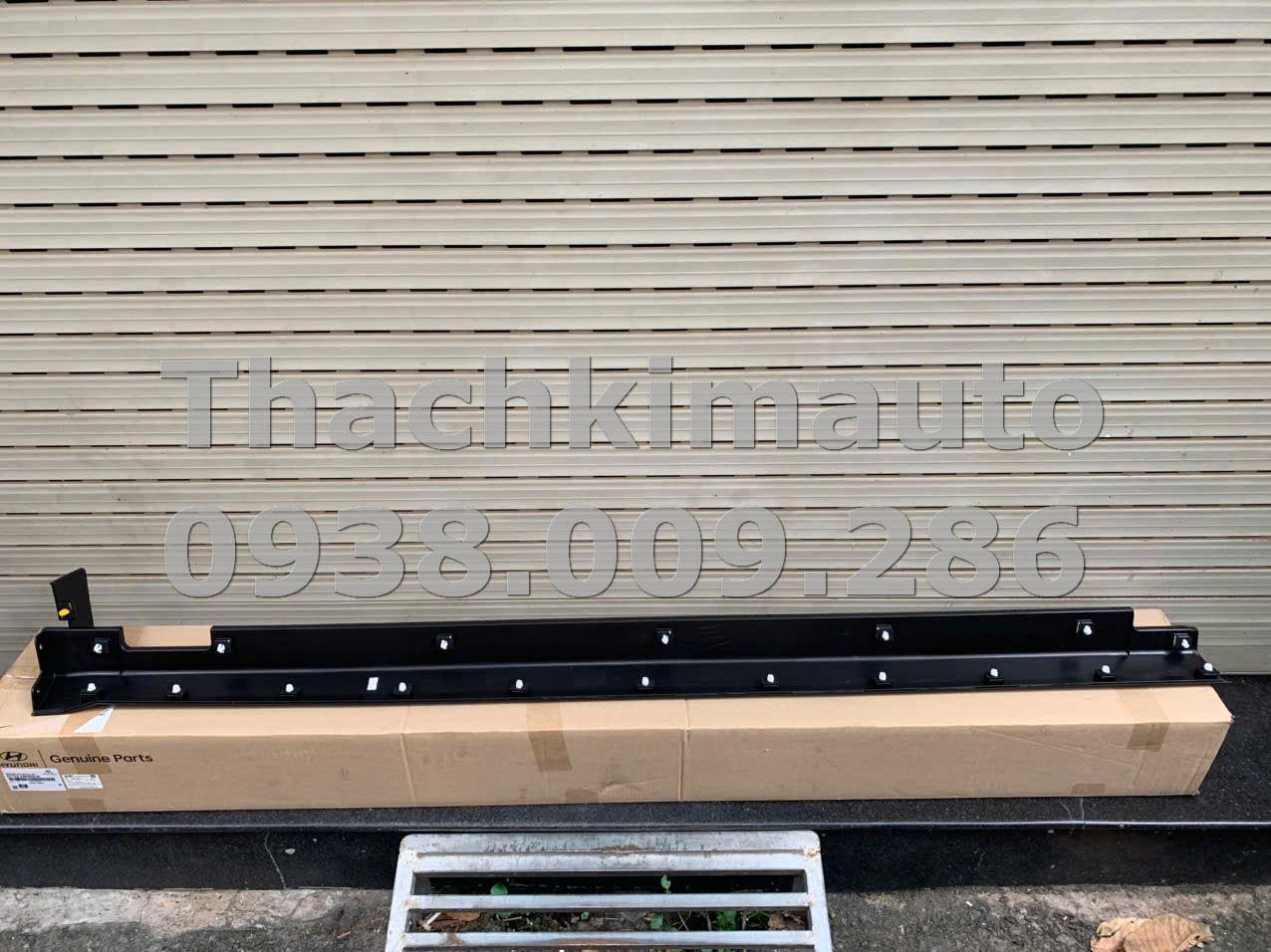 Nẹp ngưỡng cửa phải Hyundai Santafe 2012-2015 - Ảnh 3