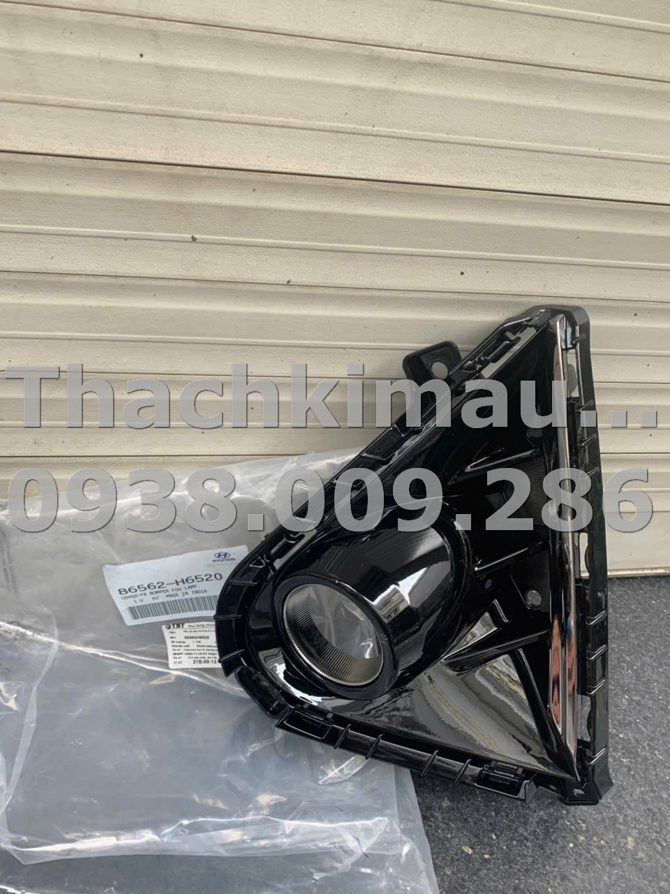 Nắp che đèn sương mù trước phải Hyundai Accent 2020