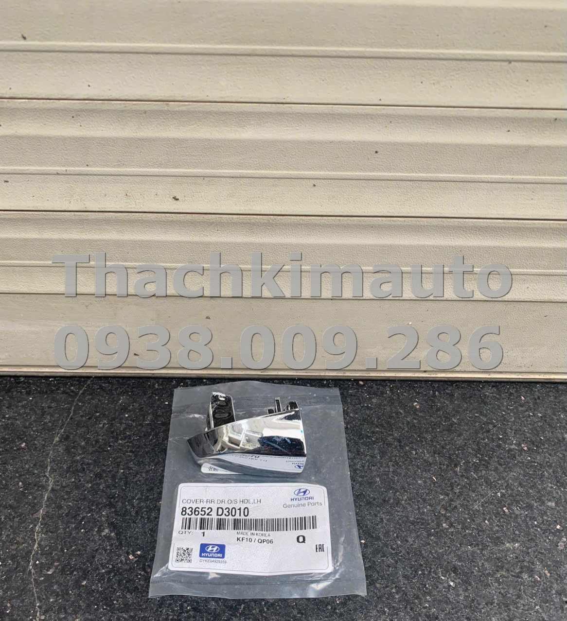 Nắp che tay mở ngoài cửa sau trái Hyundai Tucson 2015-2019