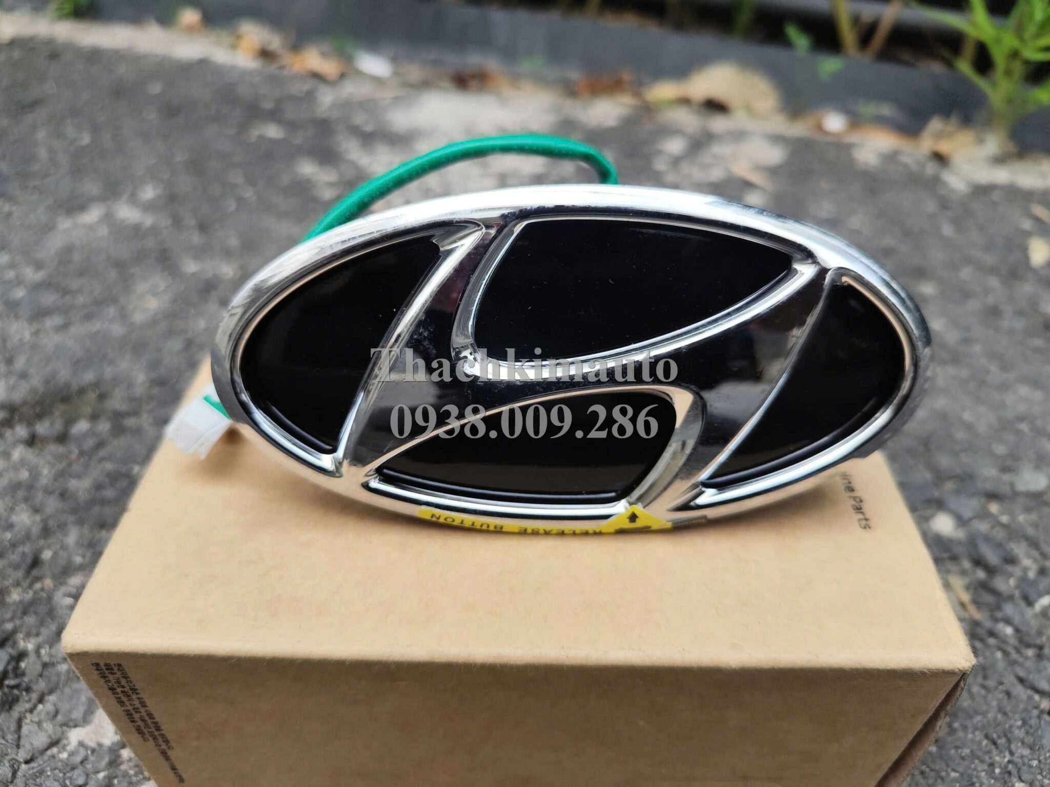 Tay mở cửa hậu Hyundai Elantra 2019 - Ảnh 2