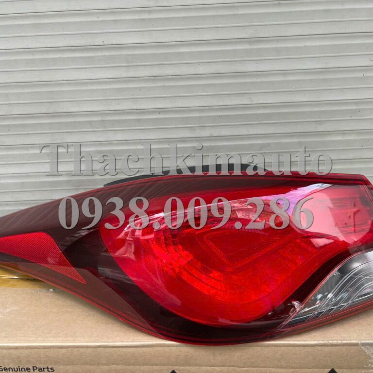 Đèn hậu ngoài trái Hyundai Elantra 2014